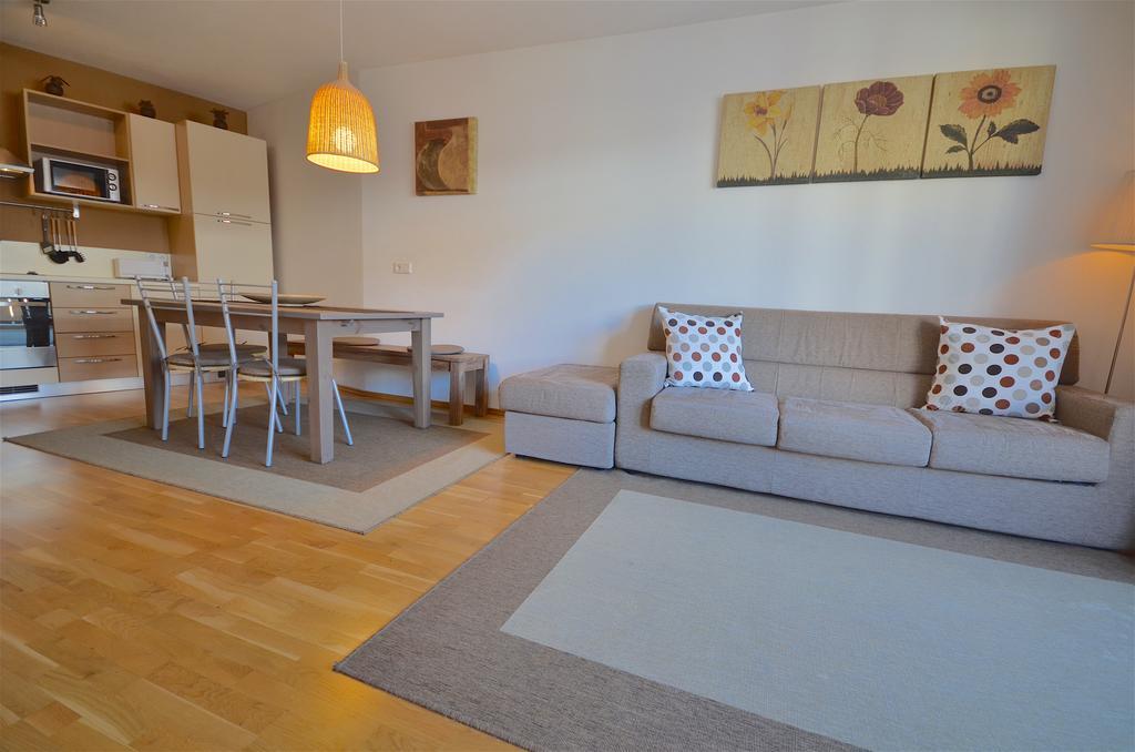 Apartment Riccardo - By Alpen Apartments Kaprun Exteriör bild